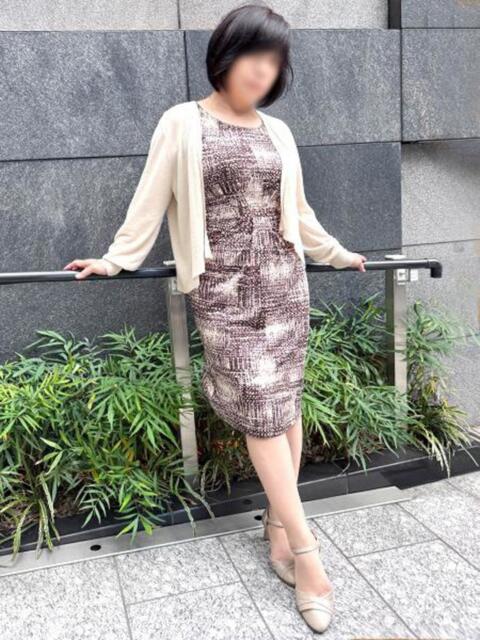 しずく 新宿・新大久保おかあさん（熟女デリヘル）