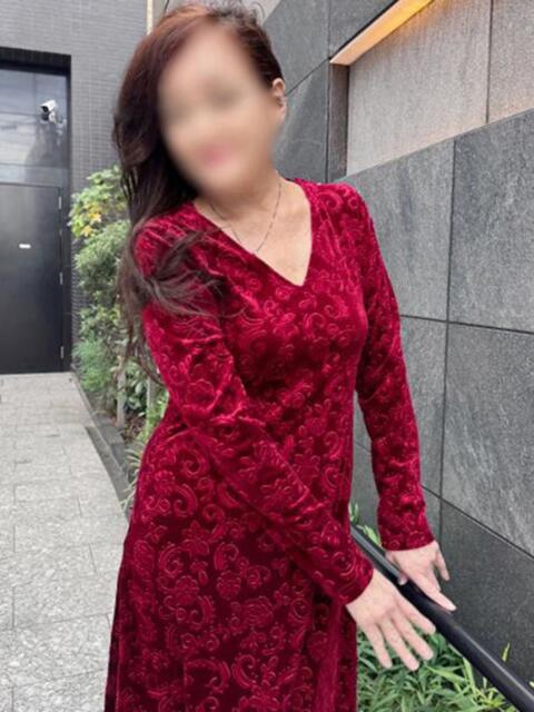 さりな 新宿・新大久保おかあさん(熟女デリヘル)