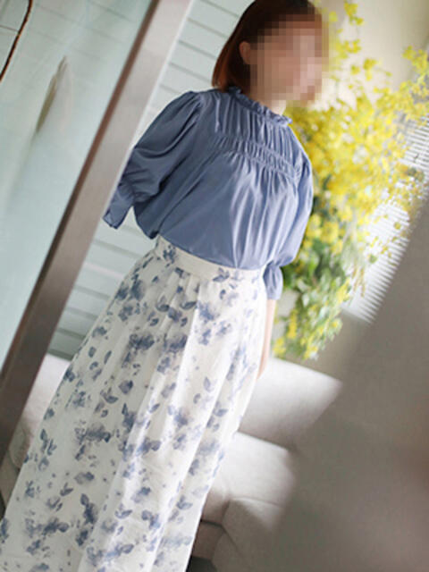 音咲(おとさき) 人妻出逢い会 百合の園 品川店（人妻系待合せデリヘル）