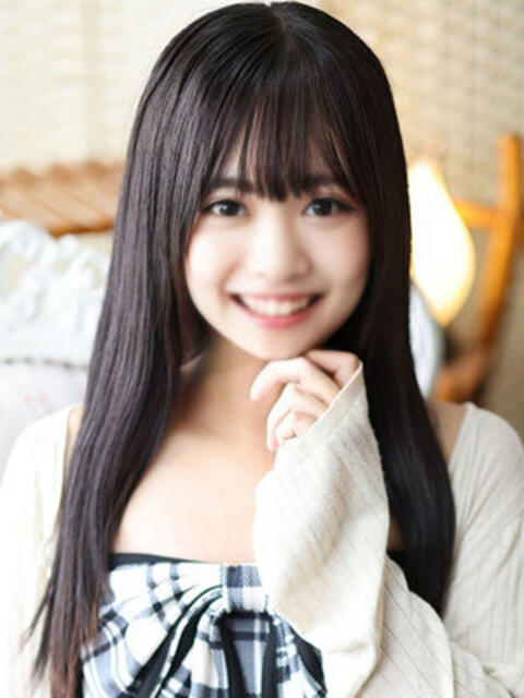 西浦ひろこ 断りきれない美人マッサージ嬢たち（デリヘル＆エステ）