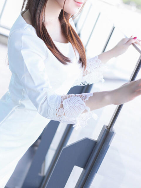 悠奈(ゆな) グランドオペラ横浜(高級デリヘル)