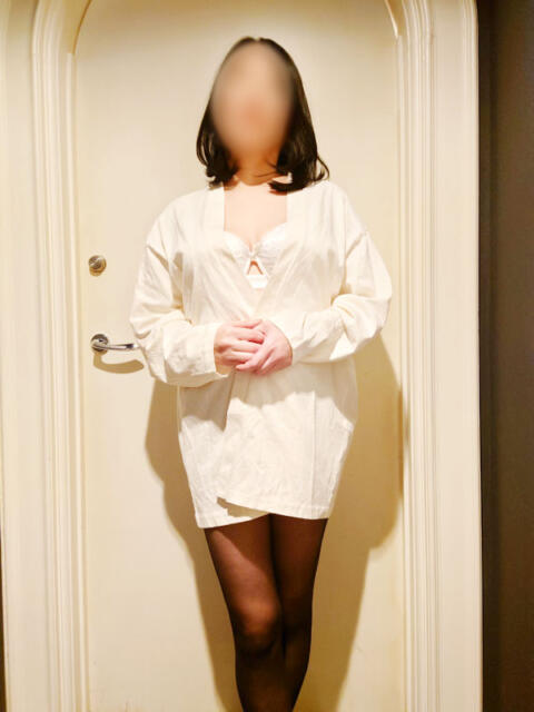 川原　しの 昼下がりの情事（人妻デリヘル）