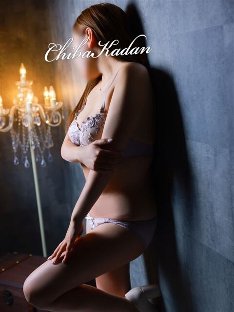 りお 千葉人妻花壇(人妻デリヘル)