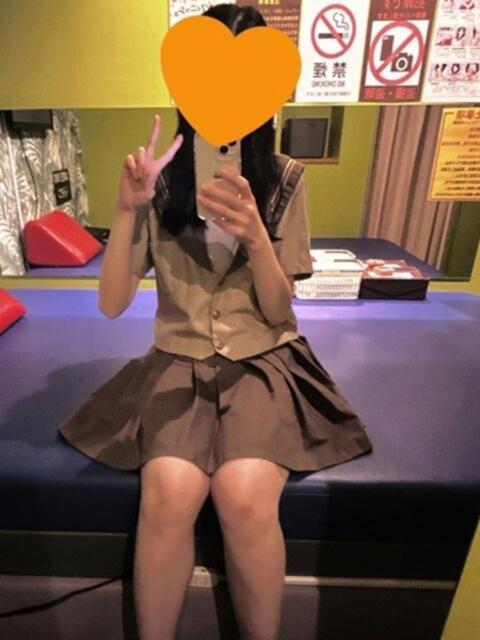 しおり ビデオDEはんど 名古屋校(ビデオBOX風手コキ店)