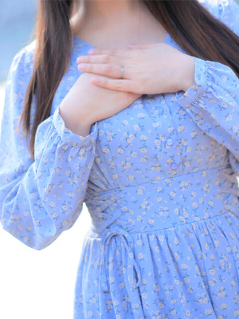 りこ CELEB FACE FUKUOKA(人妻デリヘル)