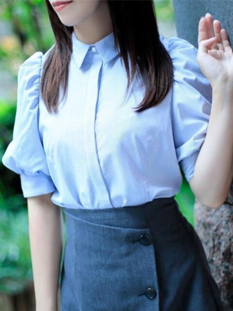 なつき CELEB FACE FUKUOKA(人妻デリヘル)