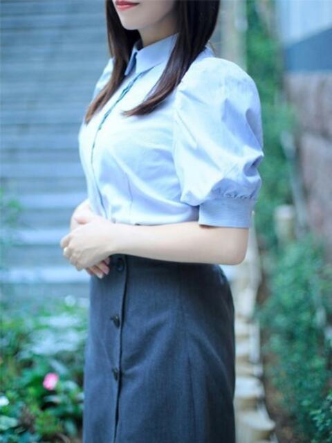 なつき CELEB FACE FUKUOKA(人妻デリヘル)