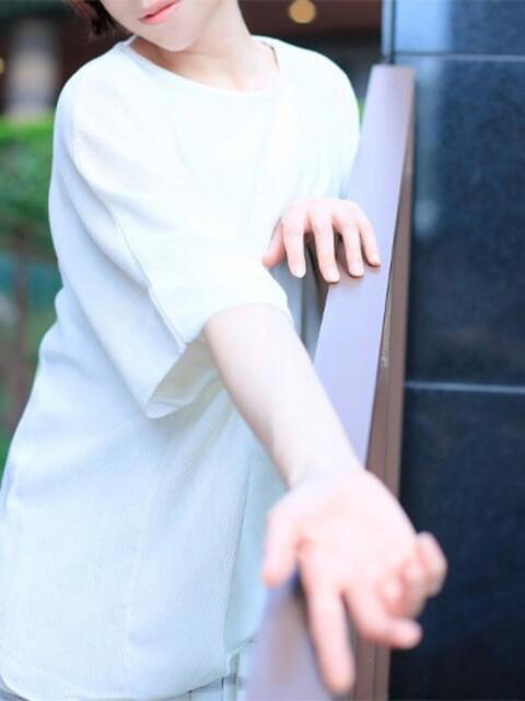 こゆき CELEB FACE FUKUOKA（人妻デリヘル）