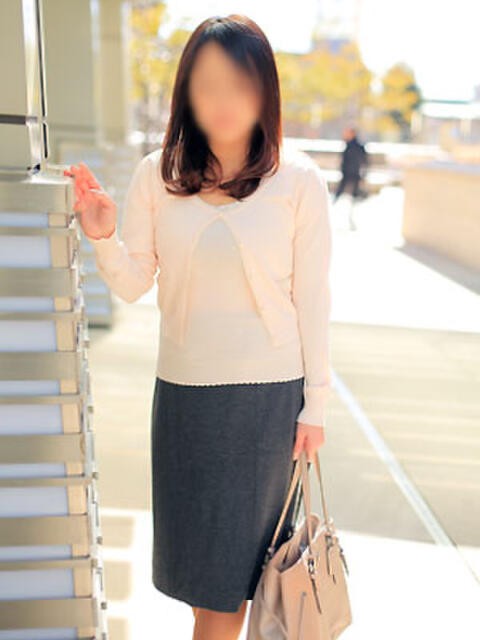 麻友(まゆ) 出会い系人妻ネットワーク 五反田~品川編(人妻系デリヘル)