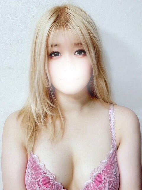 ここね ぽっちゃり巨乳素人専門店ぷにめろ渋谷店（ぽっちゃり系デリヘル）