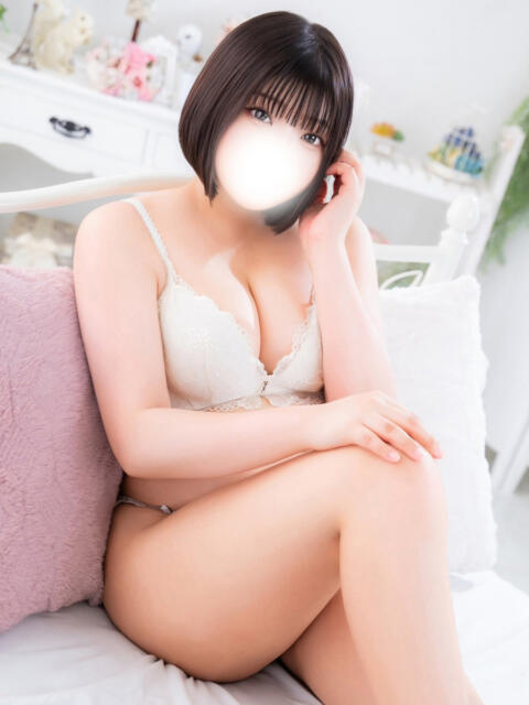 ちか ぽっちゃり巨乳素人専門店ぷにめろ渋谷店（ぽっちゃり系デリヘル）