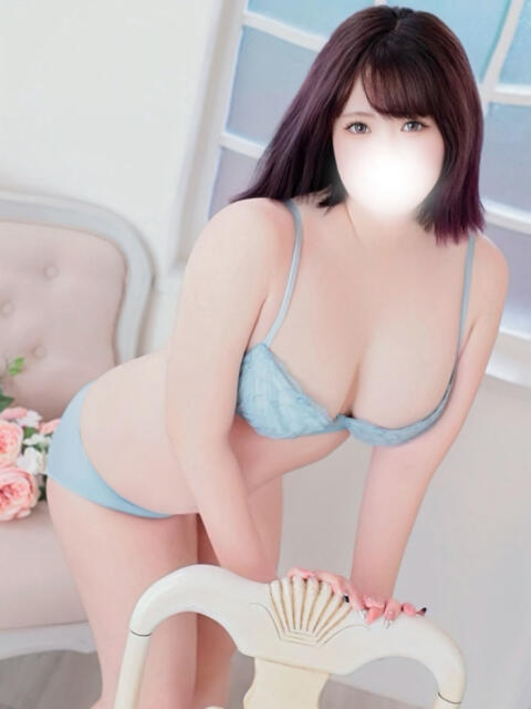 やすほ ぽっちゃり巨乳素人専門店ぷにめろ渋谷店(ぽっちゃり系デリヘル)