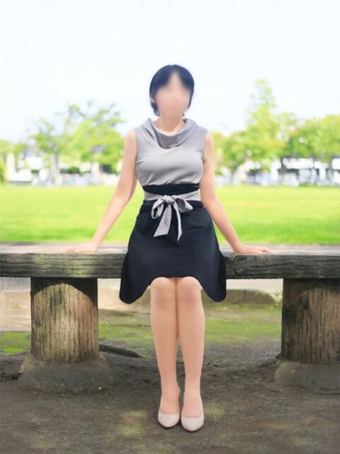 花岡 ゆか こあくまな熟女たち高崎店(KOAKUMAグループ)(人妻・熟女デリヘル)