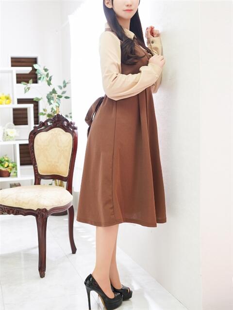 一宮 りさ 人妻セレブ宮殿（人妻デリヘル）