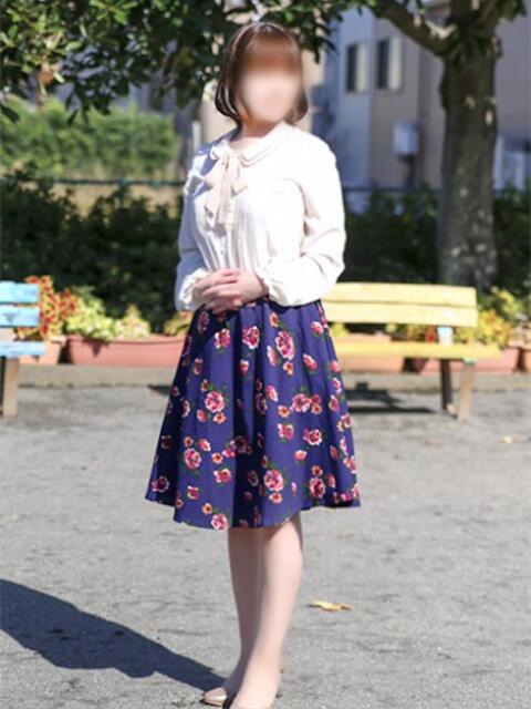 二葉 絵里 こあくまな熟女たち 静岡店(KOAKUMAグループ)(人妻・熟女デリヘル)