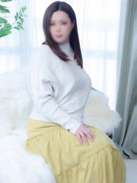 夏川 メガフォース(人妻系デリヘル)