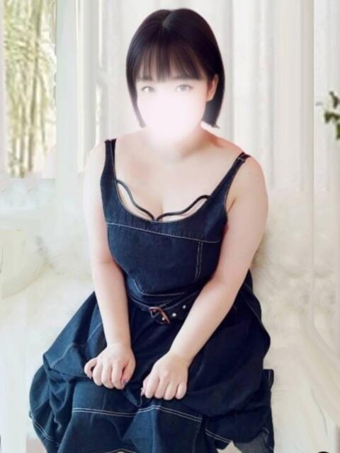 石原 メガフォース（人妻系デリヘル）