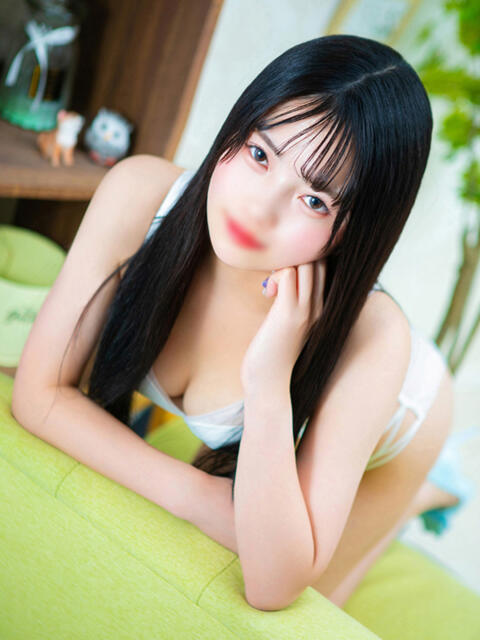 くらら S級美女専門　ロイヤルリング（デリヘル）