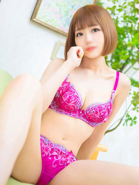 もも S級美女専門　ロイヤルリング（デリヘル）