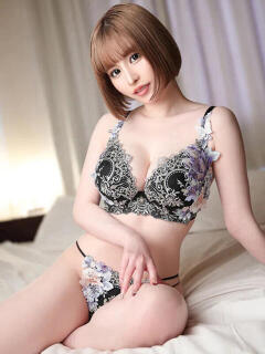 栞(しおり) 梅田泡洗体ハイブリッドエステ（梅田/デリヘル）