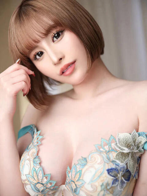 栞(しおり) 梅田泡洗体ハイブリッドエステ（派遣型回春エステ）