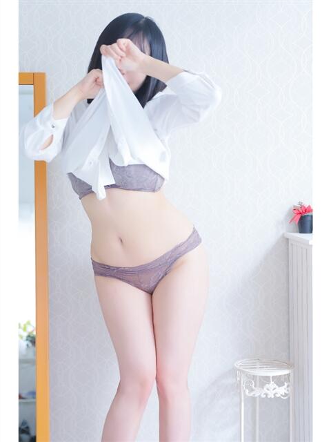 さとみ 町田人妻城(人妻路上待ち合わせデリヘル)