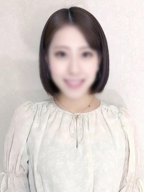 にこり クリーム(素人コスプレイメクラ)