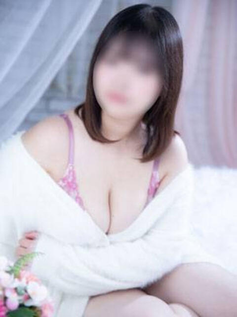 るる 大阪ぽっちゃりマニア 十三店(デリヘル)