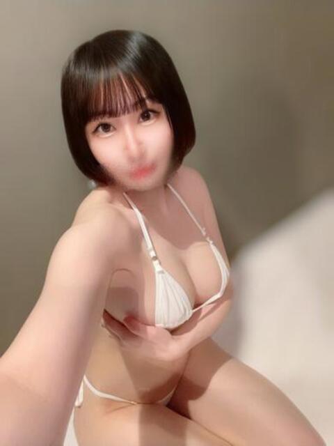 さな 淫乱痴女エステ　上野店（デリヘル）