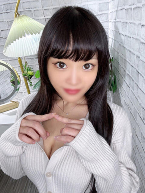 もえ ウルトラハピネス（デリヘル）