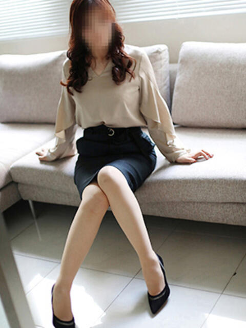 白瀬(しらせ) 人妻出逢い会 百合の園 品川店（人妻系待合せデリヘル）