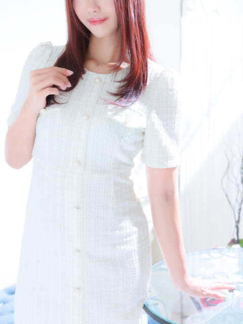 名瀬　春来 トリプルクラウン（高級デリヘル）