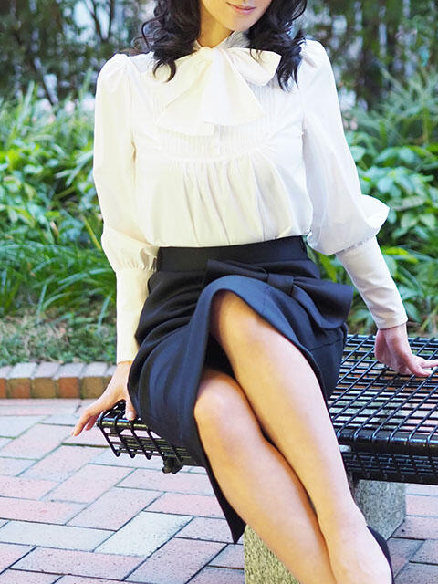 月嶋ゆうり 有閑婦人＆Diana京都（人妻＆お姉様系デリヘル）