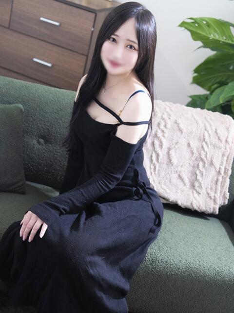 えりな 夜這専門発情する奥様たち 谷九店(人妻ホテヘル)