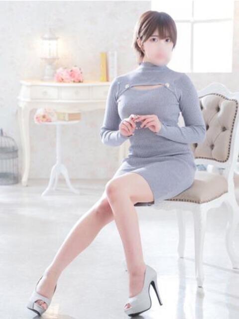 東宮 ありさ　ＨカップＭ気質 ファーストクラス ルビー（ソープランド）