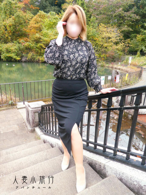 いちか 人妻小旅行（人妻系デリヘル）