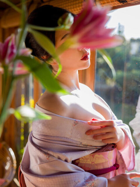 紫あやめ シャトーペトラ(ソープランド)