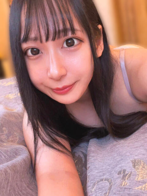 さな 山梨　風俗　デリヘル　 『ラブ＆ピース学園』（デリヘル）