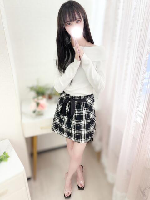 しず 高級オナクラ　ひよこクラブ（オナクラ・手コキ）