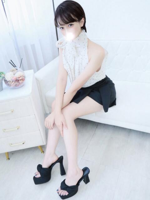 ゆり 高級オナクラ ひよこクラブ(オナクラ・手コキ)