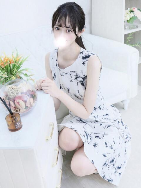 かな 高級オナクラ　ひよこクラブ（オナクラ・手コキ）