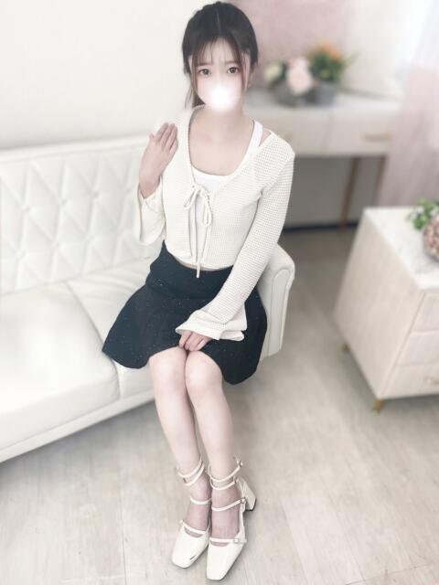 りさ 高級オナクラ ひよこクラブ(オナクラ・手コキ)