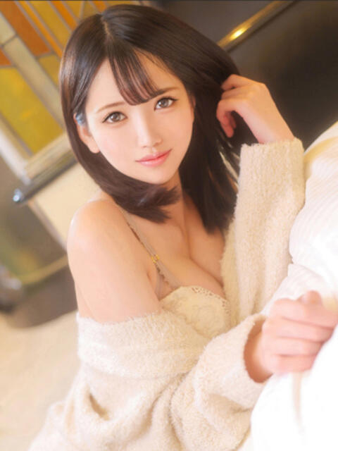 H卯月ひかり ウルトラホワイト（デリヘル）