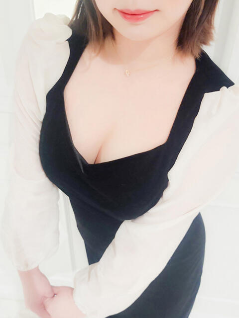 かこ 五反田人妻ヒットパレード（シンデレラグループ）（人妻系ホテヘル＆デリヘル）