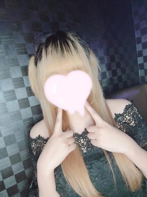 りりか パイの巣（セクキャバ）