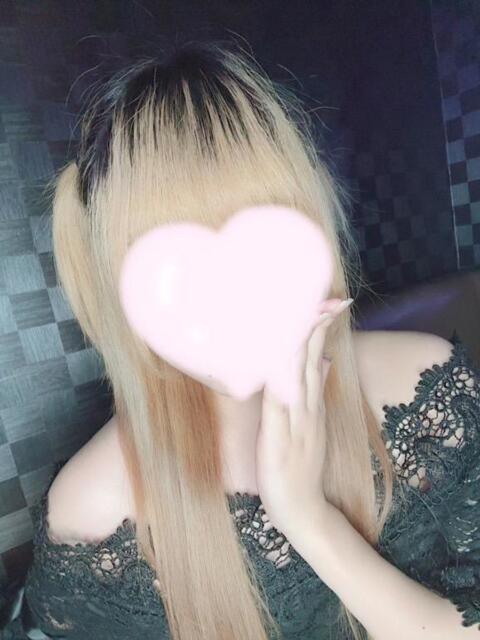 りりか パイの巣（セクキャバ）