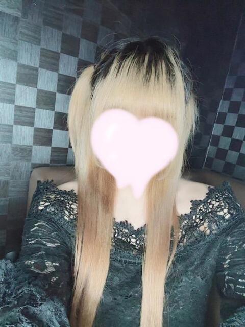 りりか パイの巣（セクキャバ）