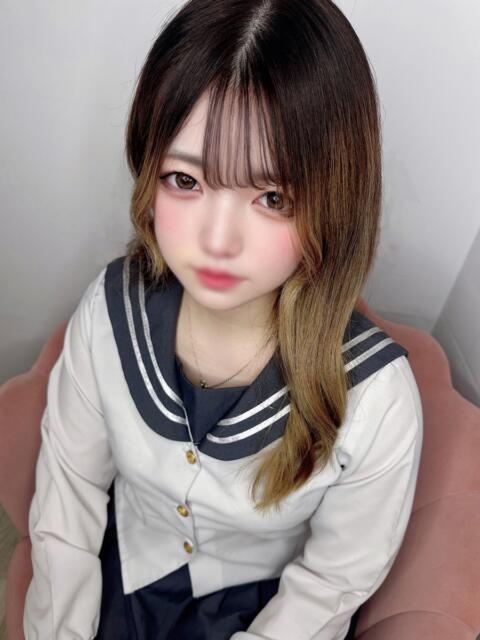 りんり とある風俗店♡やりすぎさーくる新宿大久保店♡で色んな無料オプションしてみました（デリヘル）