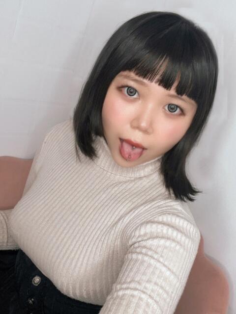 あわ とある風俗店♡やりすぎさーくる新宿大久保店♡で色んな無料オプションしてみました（デリヘル）