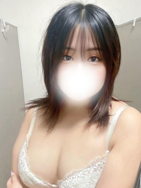 こころ ぽっちゃり巨乳素人専門店ぷにめろ西船橋店（ぽっちゃり系デリヘル）